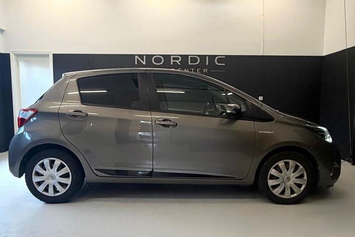 undefined Toyota Yaris fra 2018