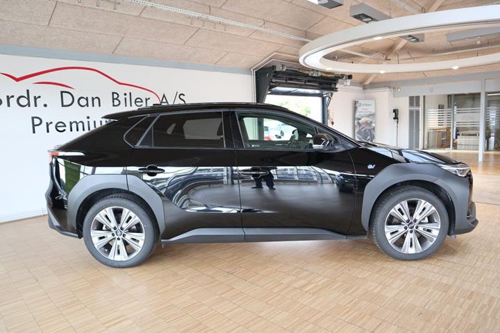 Sort Subaru Solterra fra 2025