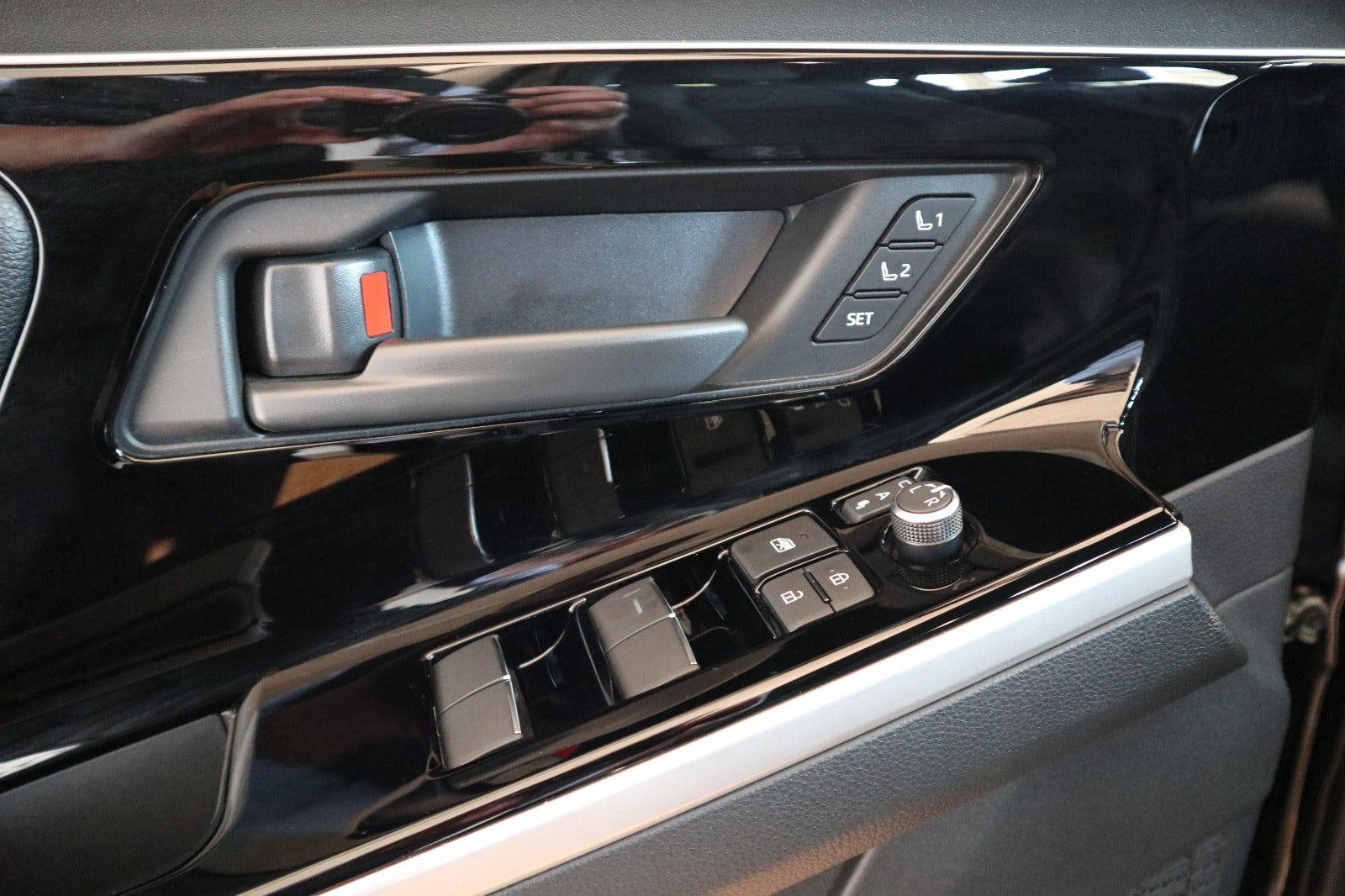 Sort Subaru Solterra fra 2025