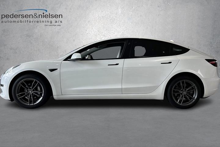 undefined Tesla Model 3 fra 2021
