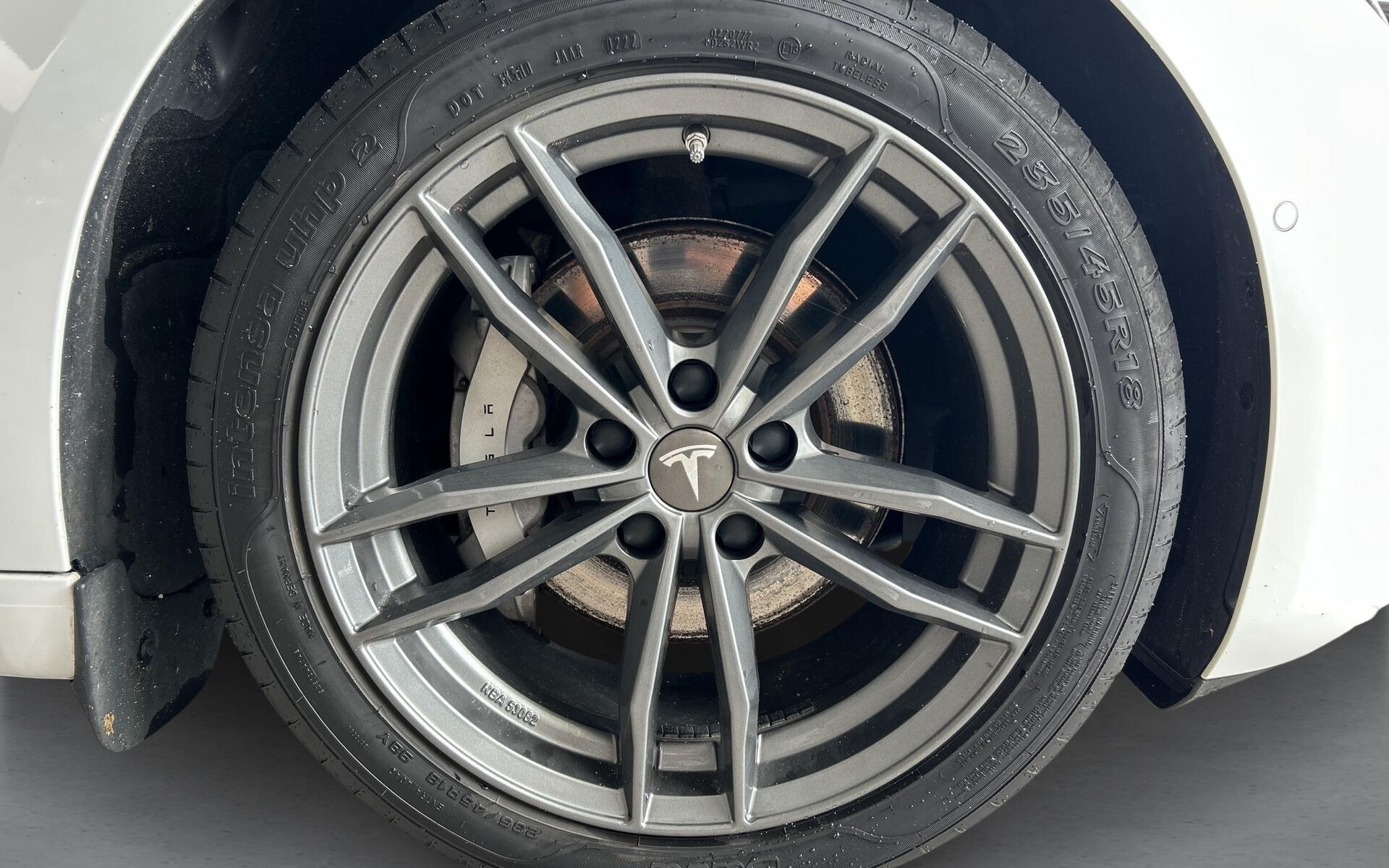 undefined Tesla Model 3 fra 2021