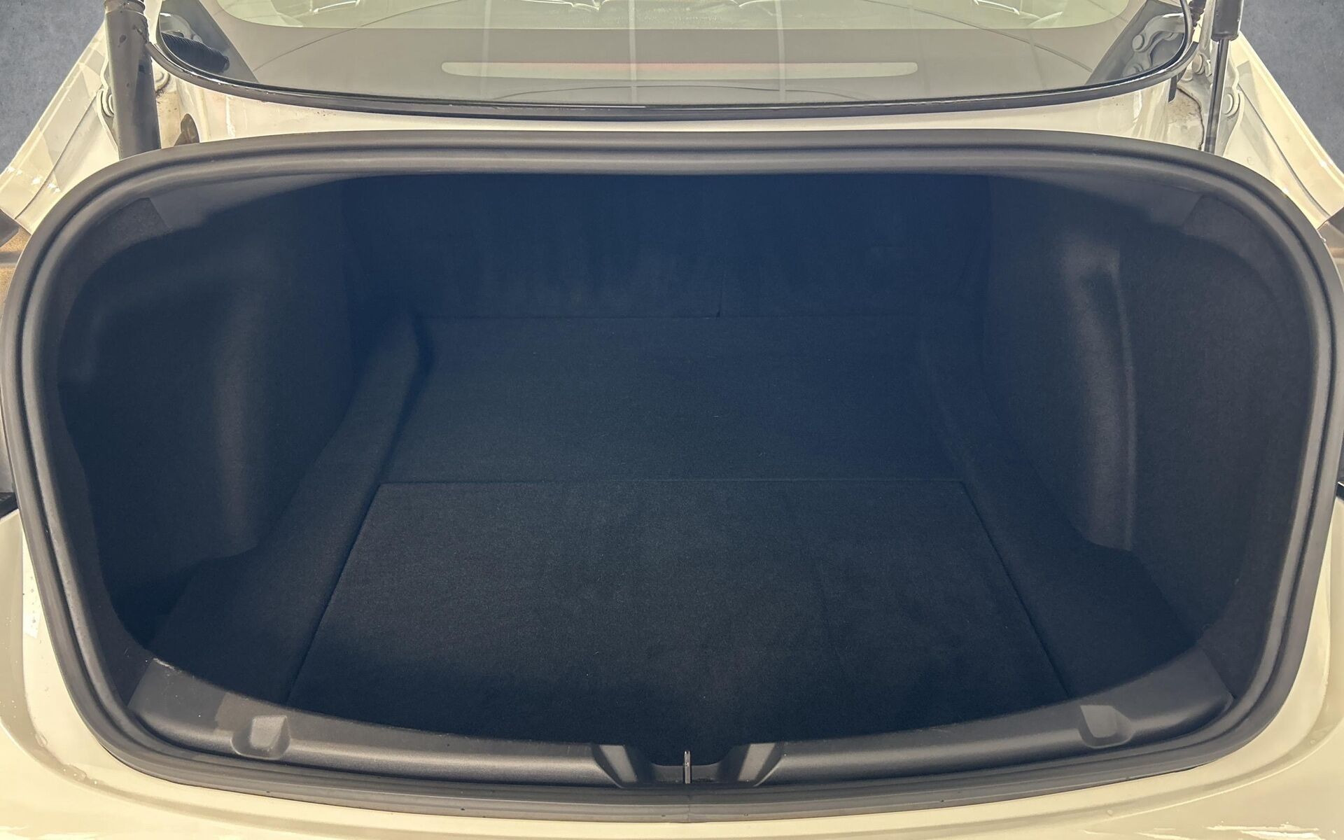undefined Tesla Model 3 fra 2021