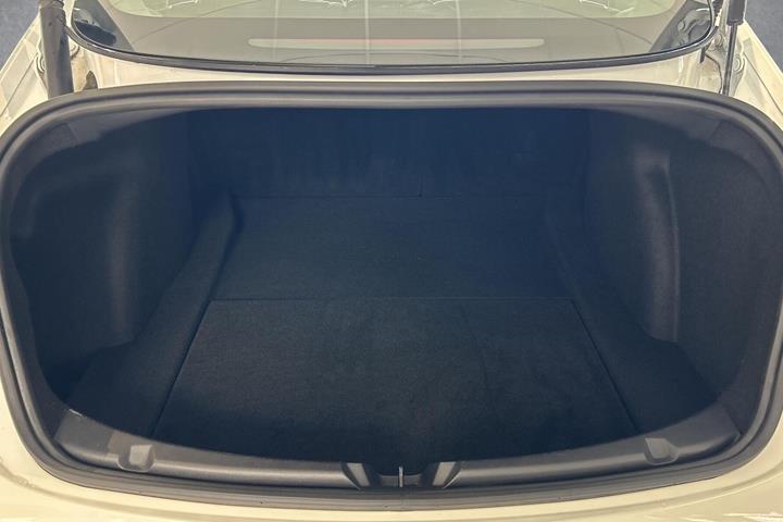 undefined Tesla Model 3 fra 2021