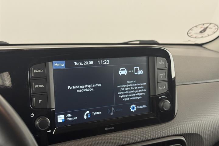 Grå Hyundai i10 fra 2021
