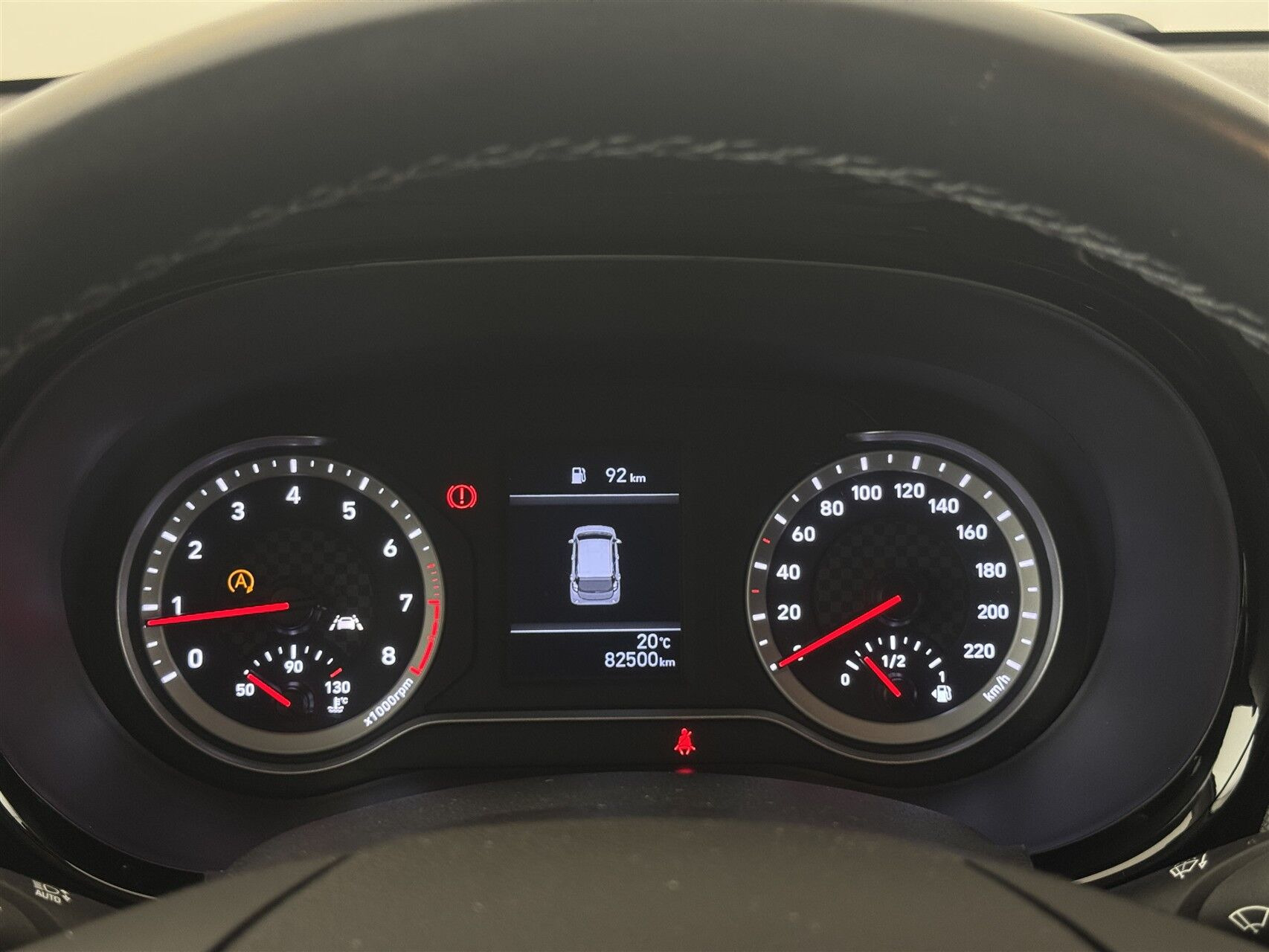 Grå Hyundai i10 fra 2021