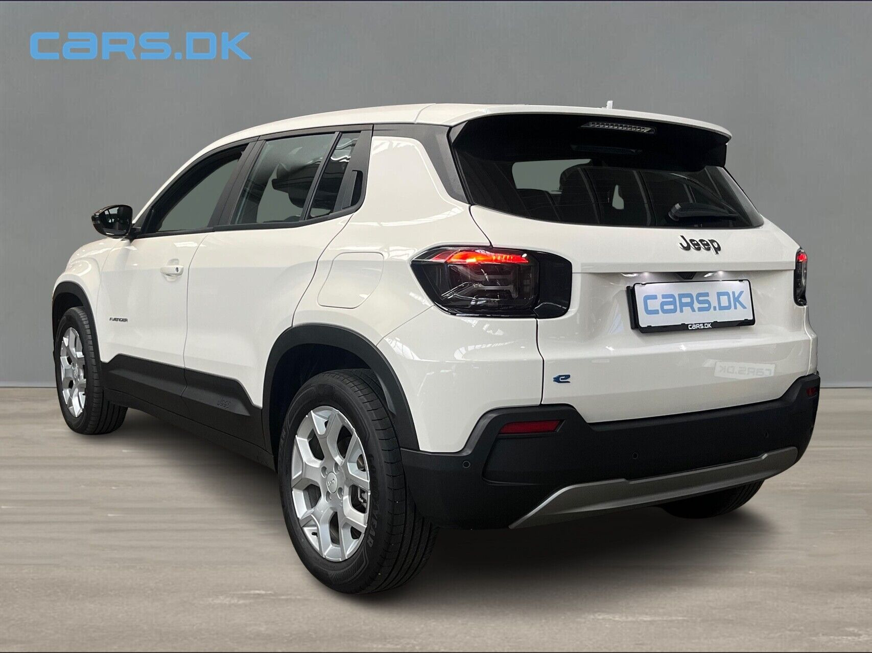 Hvid Jeep Avenger fra 2025