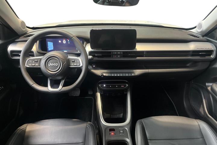 Hvid Jeep Avenger fra 2025