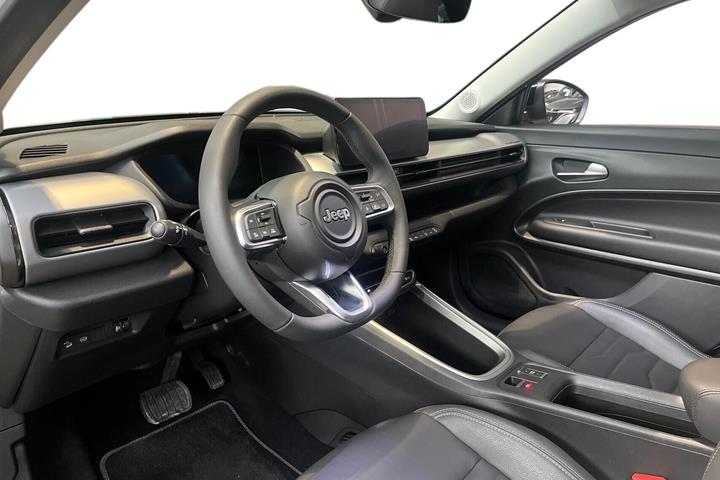 Hvid Jeep Avenger fra 2025