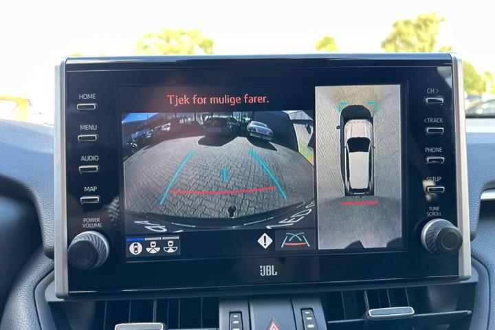 Sort Toyota RAV4 Plug-in fra 2020