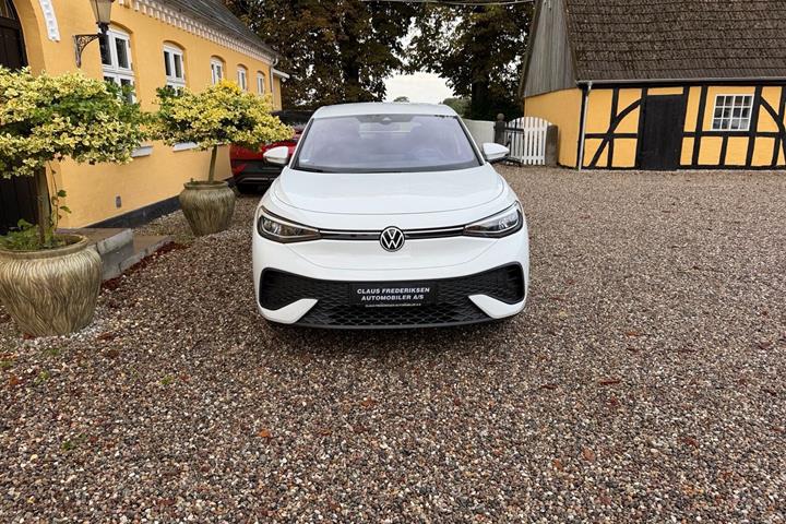 Hvid VW ID.5 fra 2025