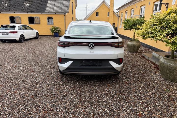 Hvid VW ID.5 fra 2025
