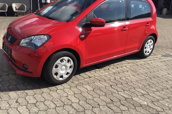 Rød Seat Mii fra 2019
