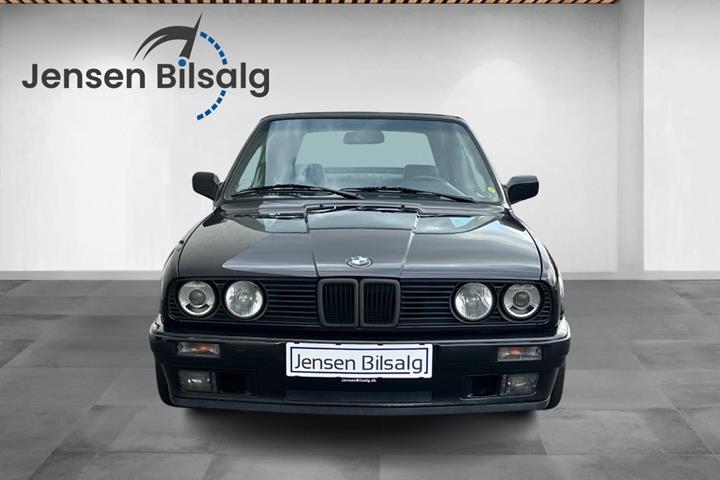 undefined BMW 318i fra 1993