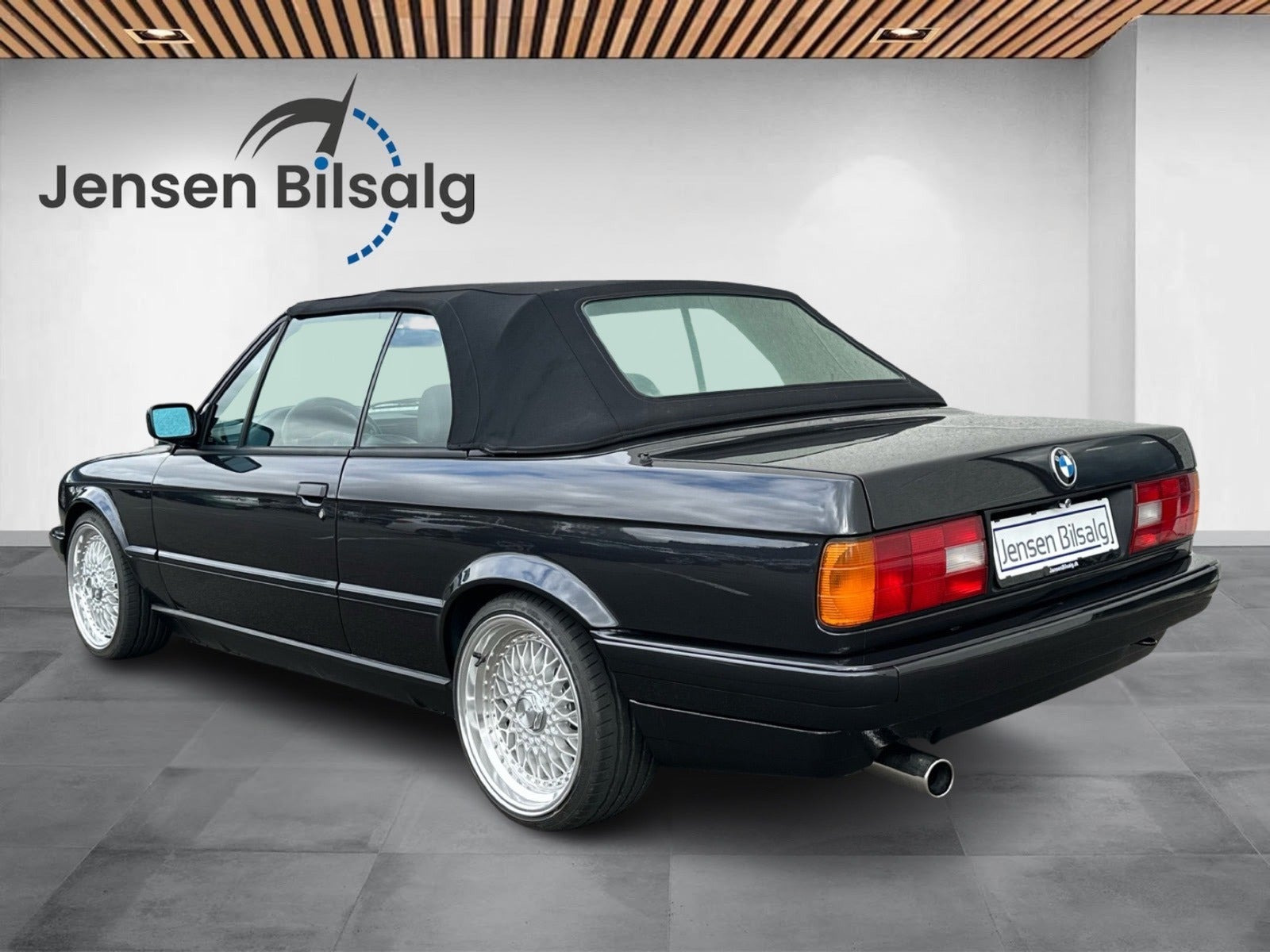 undefined BMW 318i fra 1993