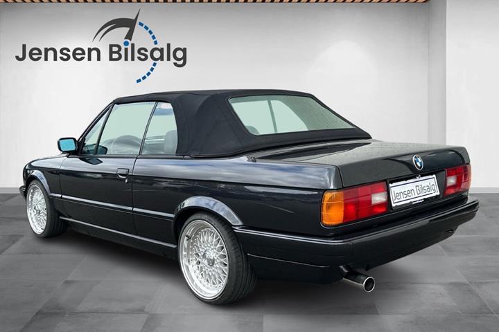undefined BMW 318i fra 1993
