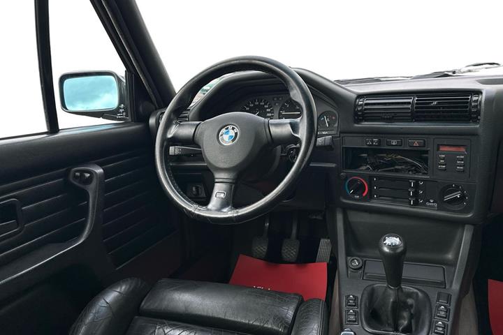 undefined BMW 318i fra 1993