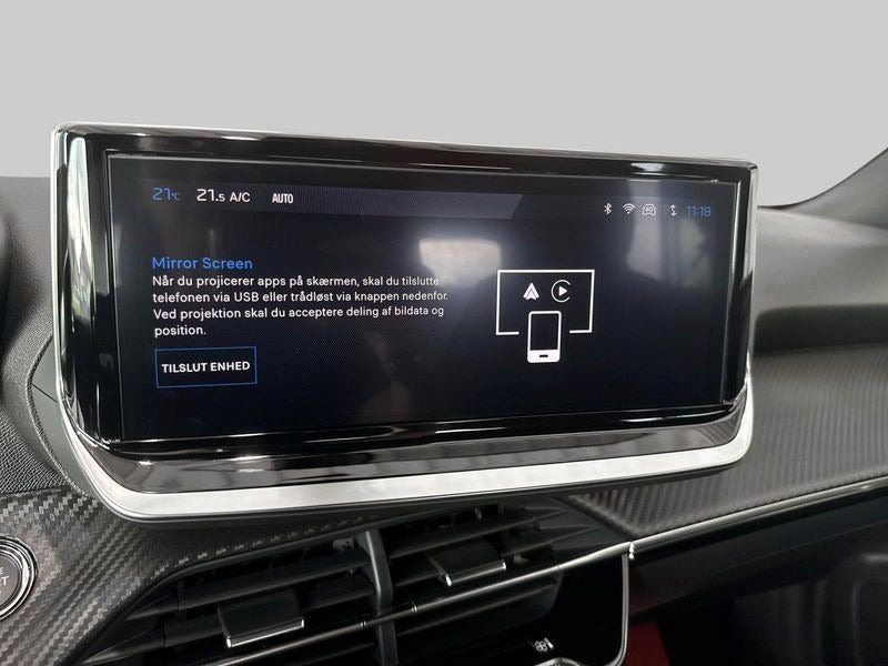 Grå Peugeot e-2008 fra 2025