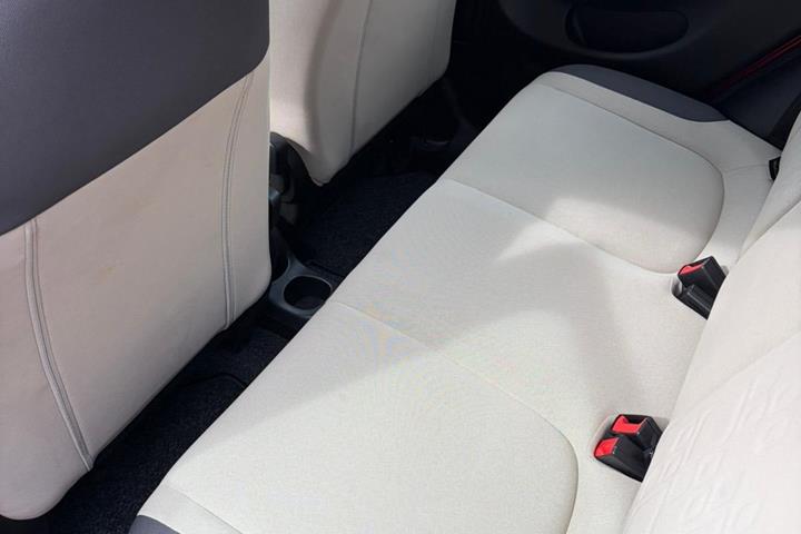 Grøn Fiat Panda fra 2013