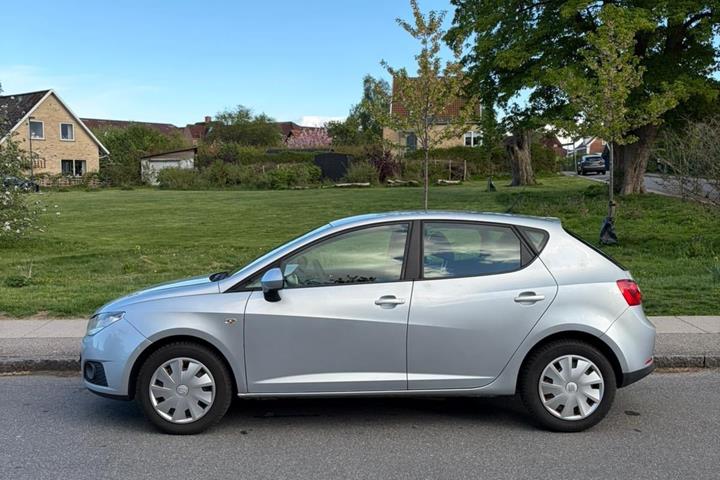 Grøn Seat Ibiza fra 2009