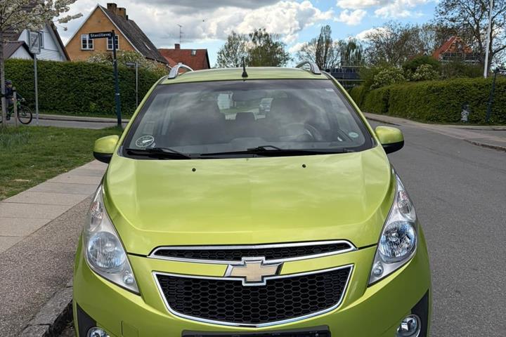 Grøn Chevrolet Spark fra 2012