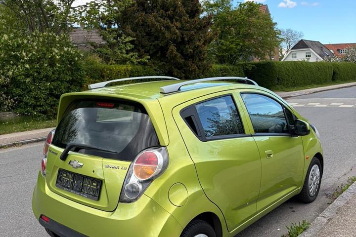 Grøn Chevrolet Spark fra 2012