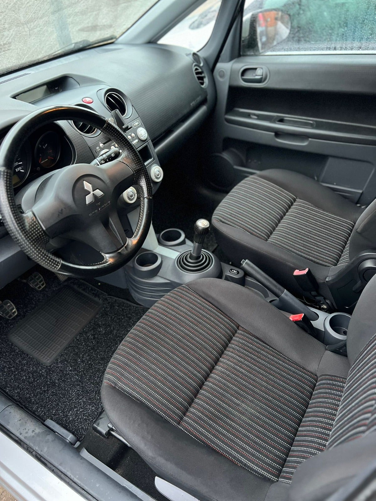 undefined Mitsubishi Colt fra 2007