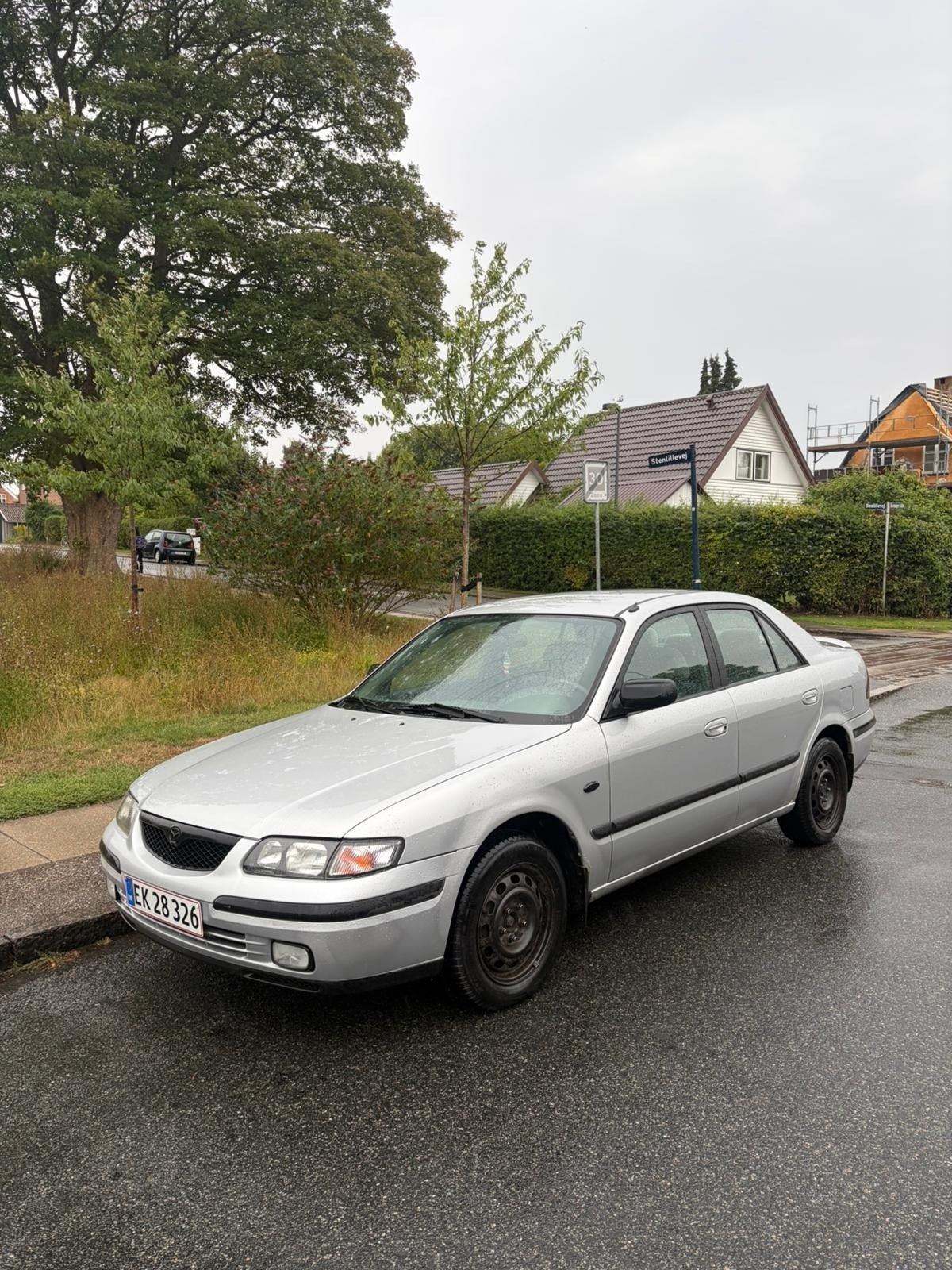 undefined Mazda 626 fra 1998