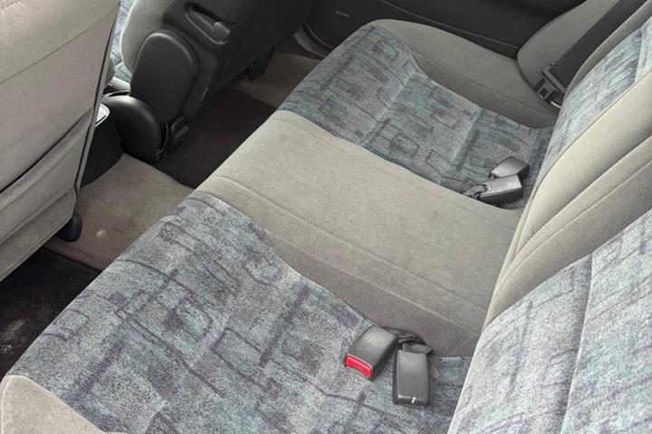 undefined Mazda 626 fra 1998
