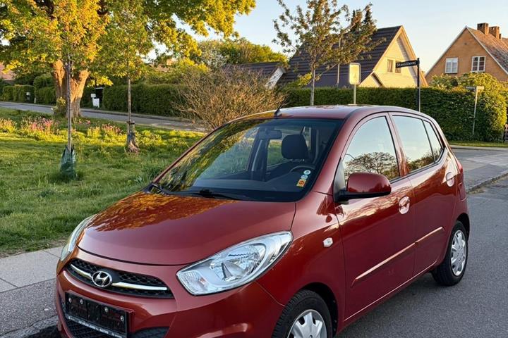 Grøn Hyundai i10 fra 2011