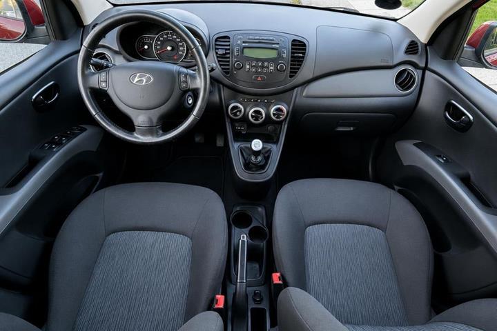 Grøn Hyundai i10 fra 2011
