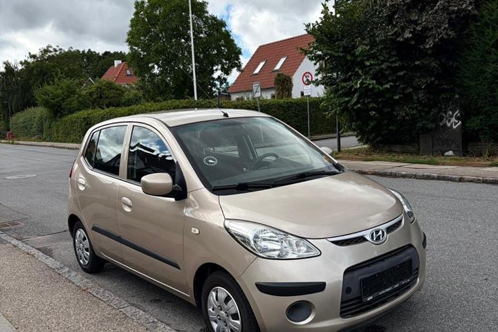 Grøn Hyundai i10 fra 2010