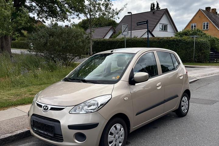 Grøn Hyundai i10 fra 2010