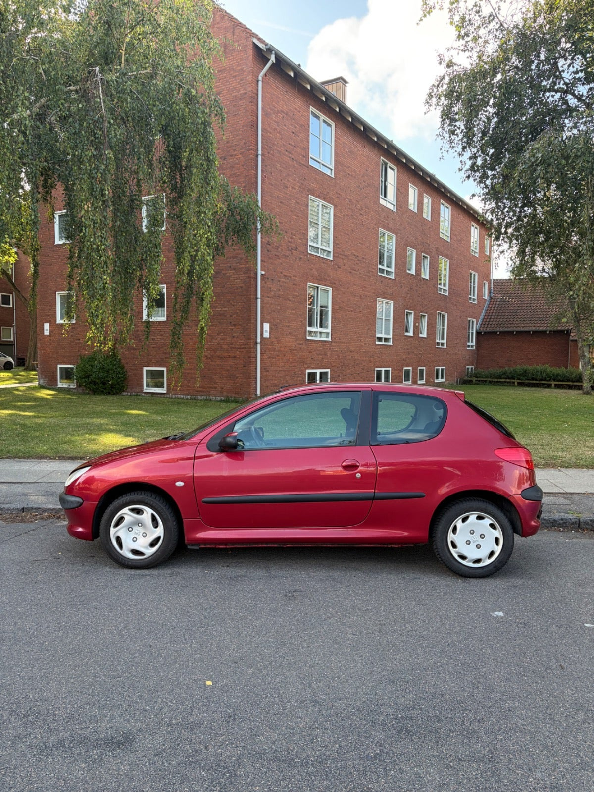 Grøn Peugeot 206 fra 2002