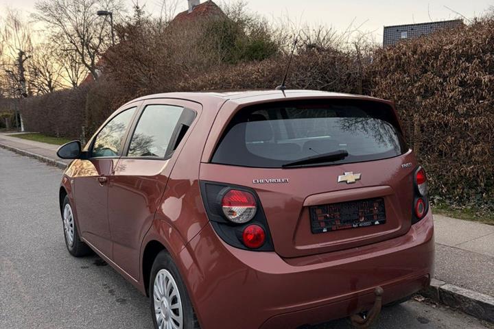 Grøn Chevrolet Aveo fra 2012