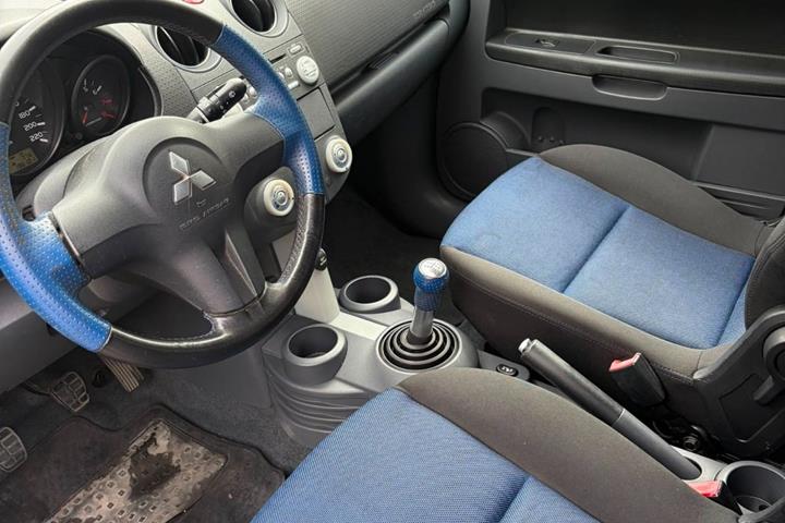 undefined Mitsubishi Colt fra 2006