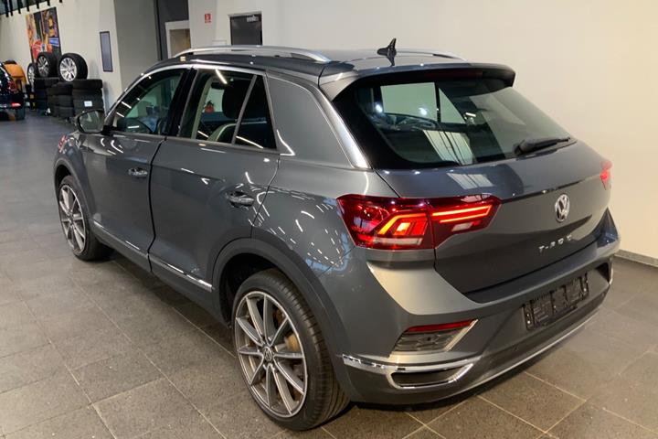Grå VW T-Roc fra 2020