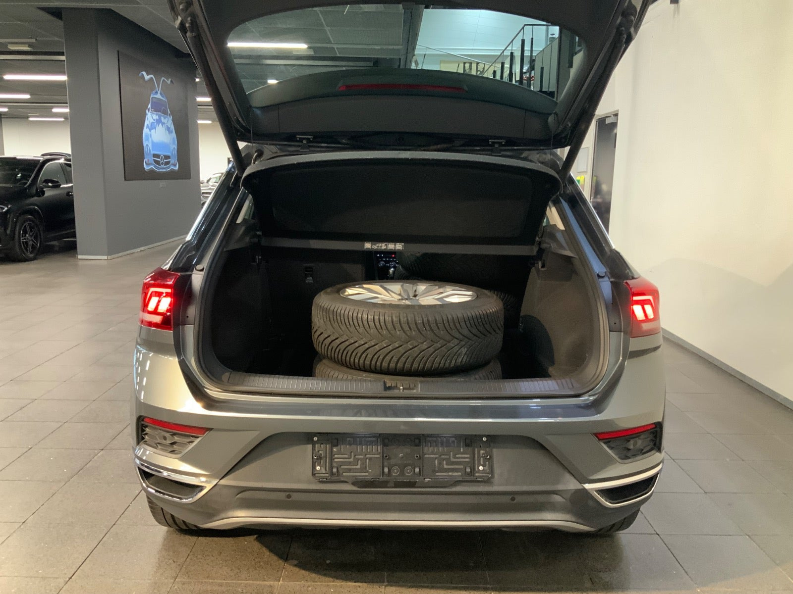 Grå VW T-Roc fra 2020