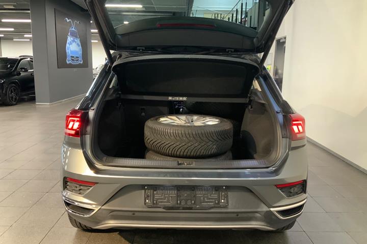 Grå VW T-Roc fra 2020
