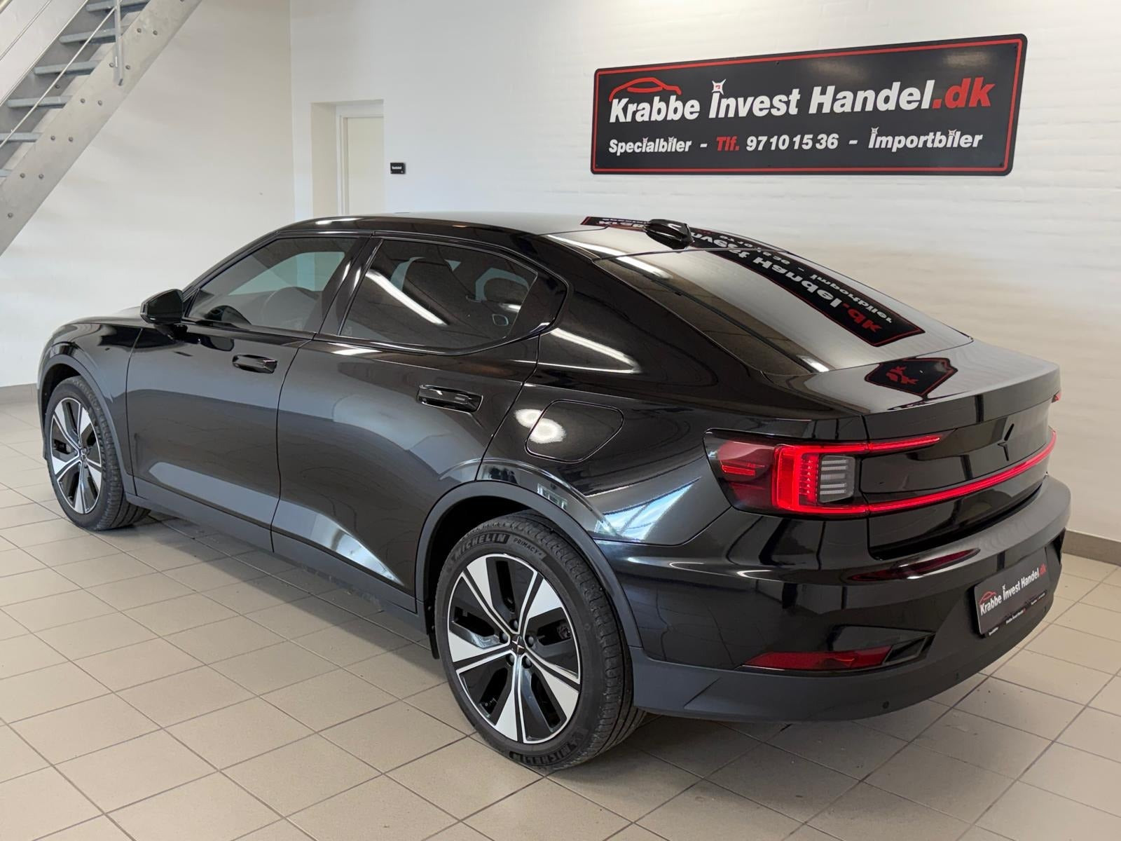 Sort Polestar 2 fra 2023