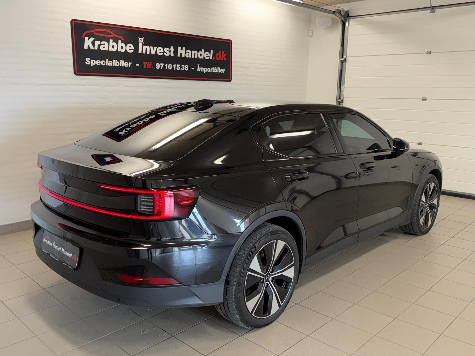 Sort Polestar 2 fra 2023