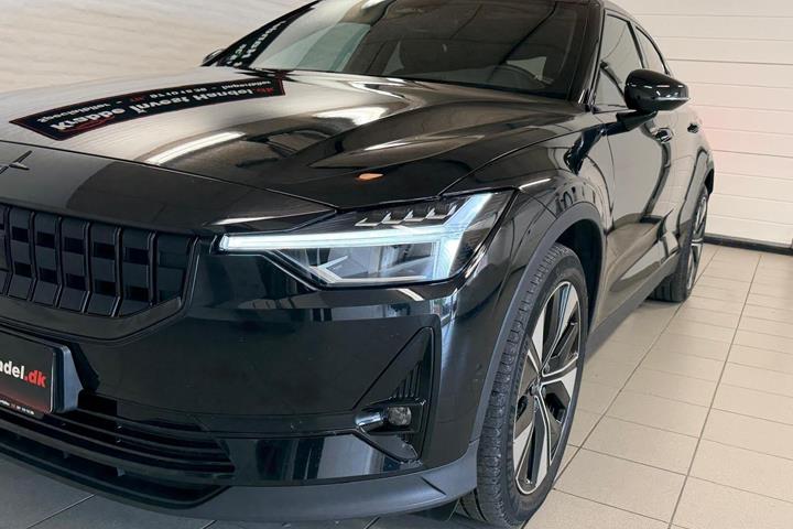 Sort Polestar 2 fra 2023