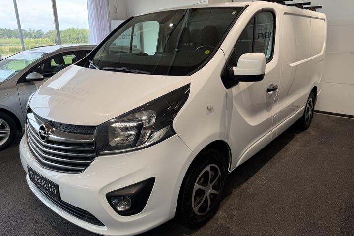 Hvid Opel Vivaro fra 2016