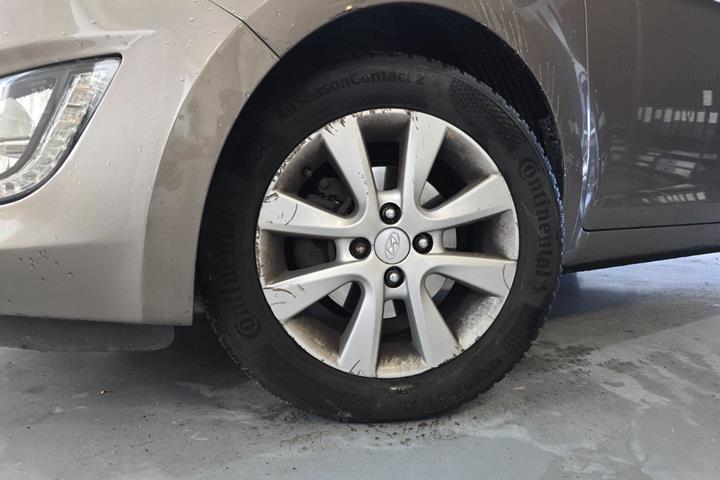 Sort Hyundai i20 fra 2013