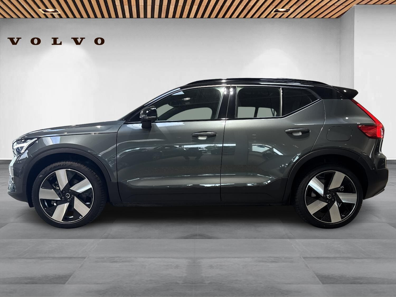 Grøn Volvo EX40 fra 2026
