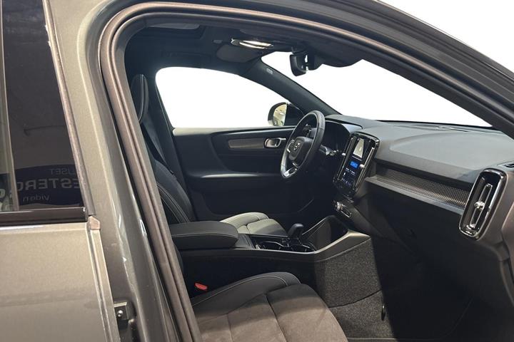 Grøn Volvo EX40 fra 2026