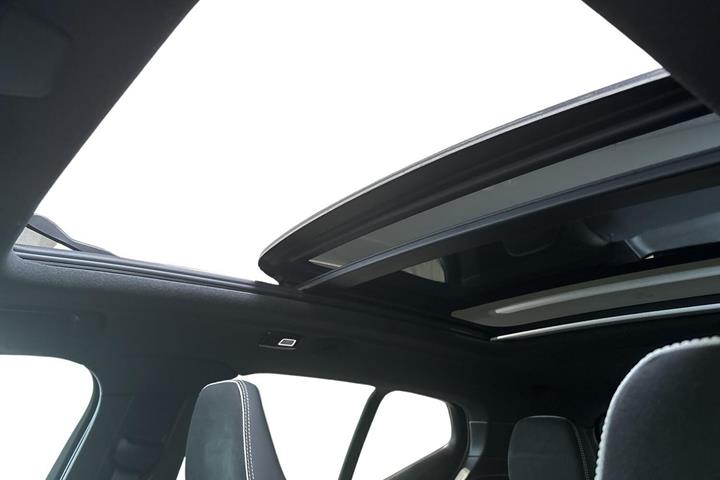 Grøn Volvo EX40 fra 2026