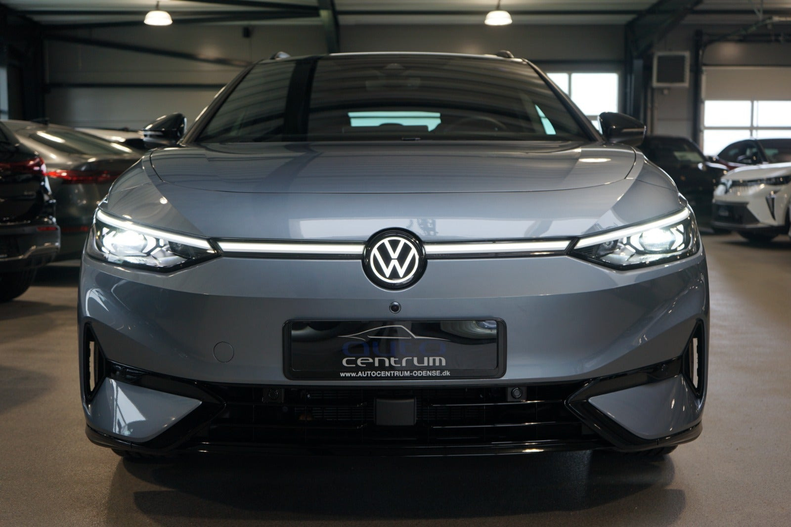 Blå VW ID.7 fra 2025