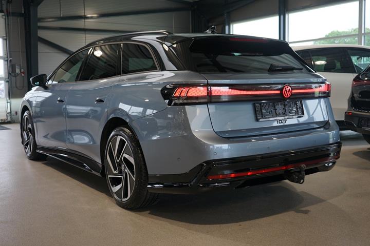 Blå VW ID.7 fra 2026