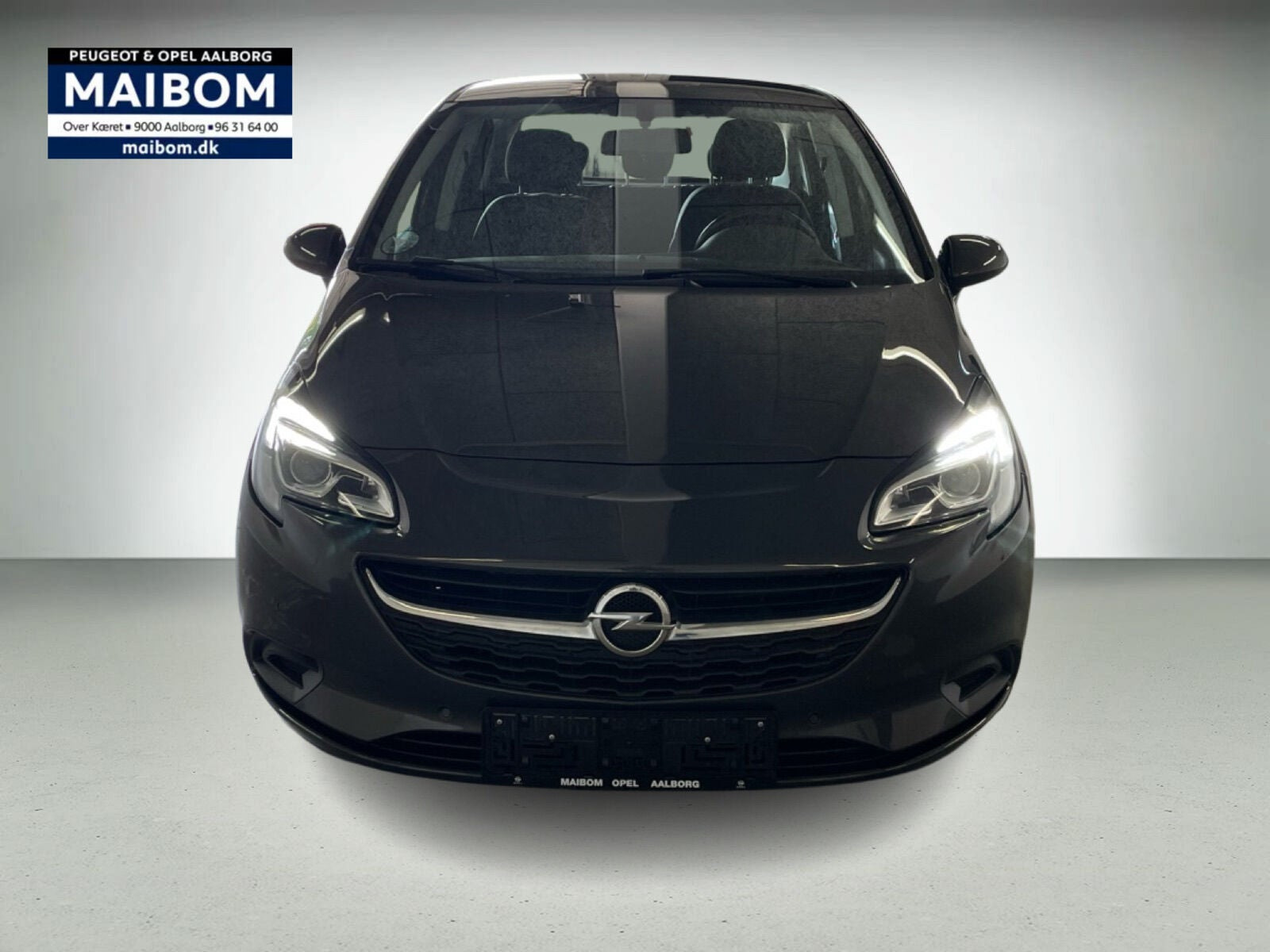 Sort Opel Corsa fra 2015