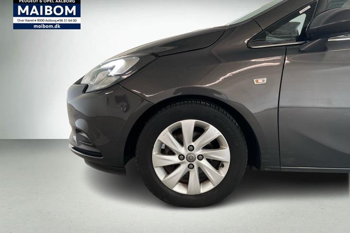 Sort Opel Corsa fra 2015